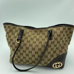 Gucci Signature Handbag